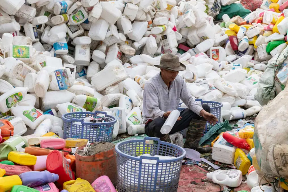 Fossil fuel industry’s backup plan? Plastic